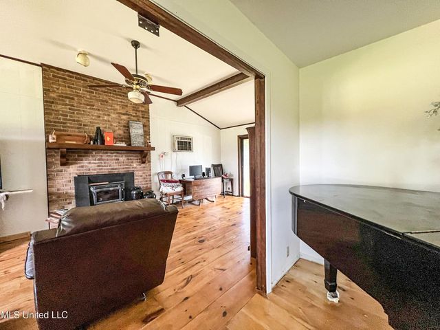 14912 Ms 35, Batesville, MS 38606