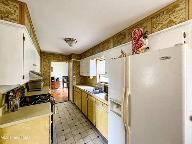 14912 Ms 35, Batesville, MS 38606
