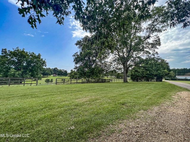 14912 Ms 35, Batesville, MS 38606