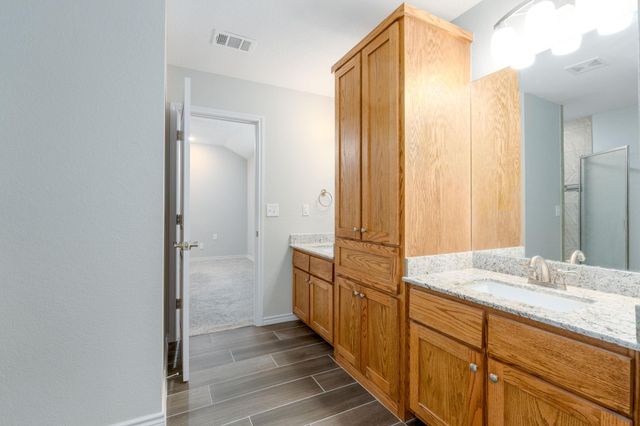 320 Sunrise HLS, Lampasas, TX 76550