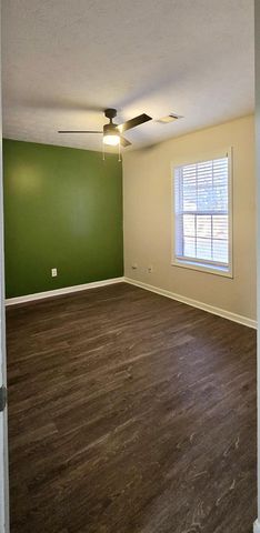 33 Shadowridge Lane, Phenix City, AL 36869