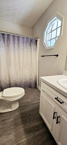 33 Shadowridge Lane, Phenix City, AL 36869