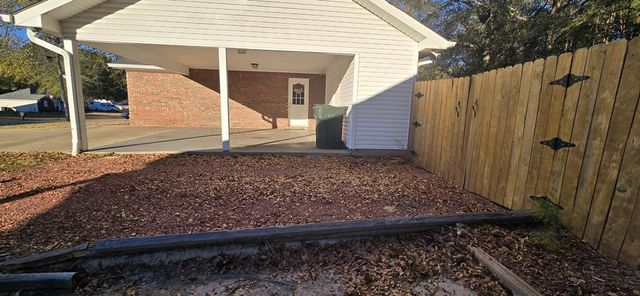 33 Shadowridge Lane, Phenix City, AL 36869