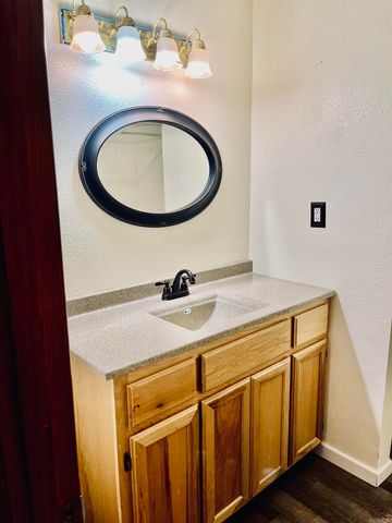 155 Edwards, Clinton, AR 72031