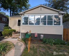 1833 west 4 th Street, Piscataway, NJ 08854