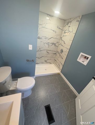 69 Nancy Lane, Naugatuck, CT 06770