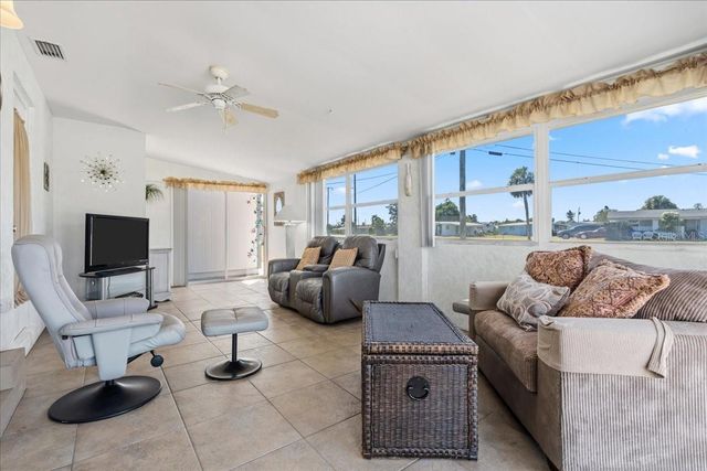 8385 AERO AVENUE, North Port, FL 34287