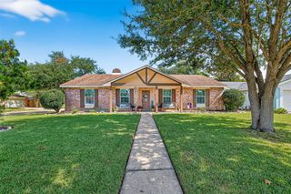 16903 Paint Rock Road, Friendswood, TX 77546