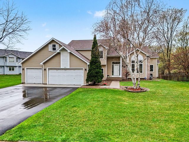 3961 Stonebridge Drive N, Eagan, MN 55123