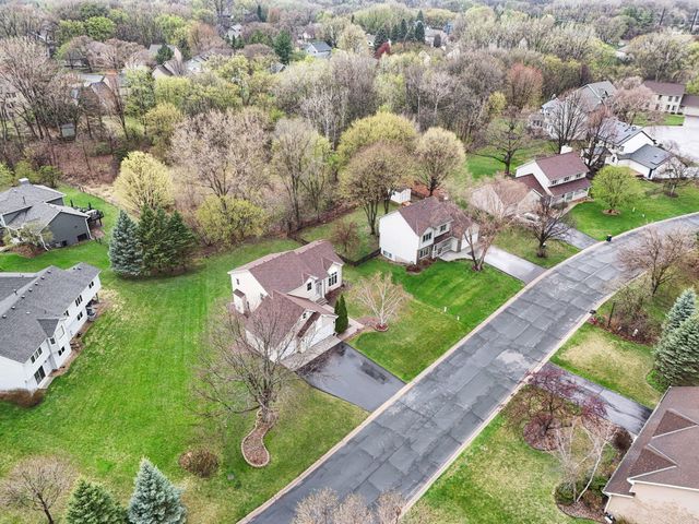 3961 Stonebridge Drive N, Eagan, MN 55123