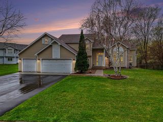 3961 Stonebridge Drive N, Eagan, MN 55123