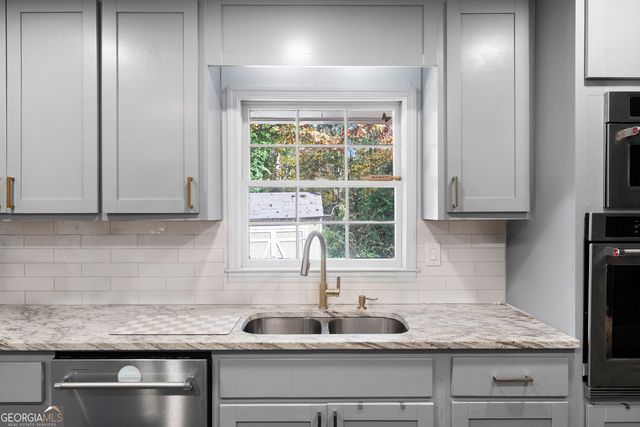 13 E Lakeshore Drive SE, Rome, GA 30161