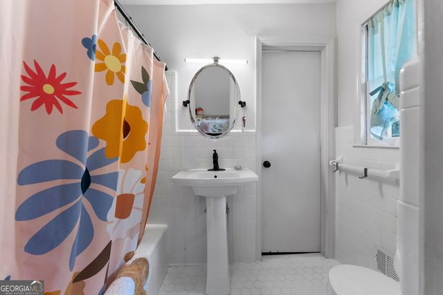 13 E Lakeshore Drive SE, Rome, GA 30161