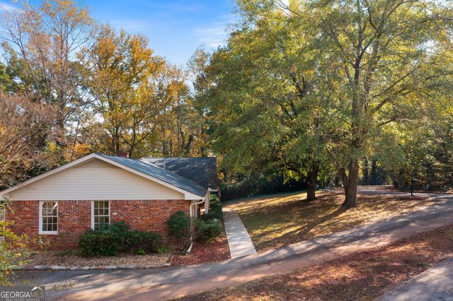 13 E Lakeshore Drive SE, Rome, GA 30161