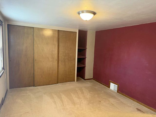 2711 S 8th STREET, Sheboygan, WI 53081