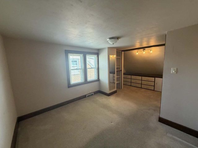 2711 S 8th STREET, Sheboygan, WI 53081