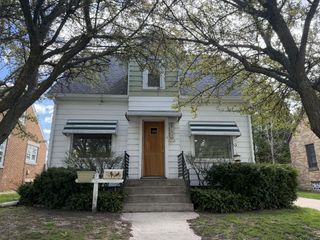2711 S 8th STREET, Sheboygan, WI 53081