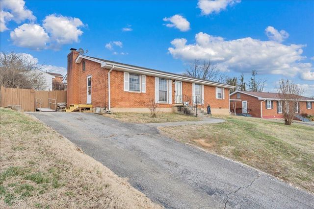 169 TAMPA DR, Roanoke, VA 24019