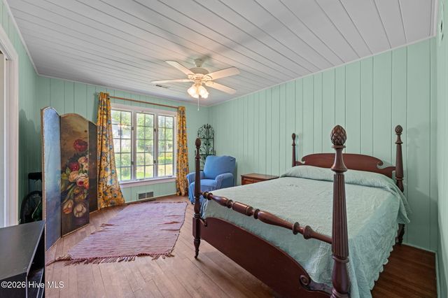 1504 Lucerne Way, New Bern, NC 28560