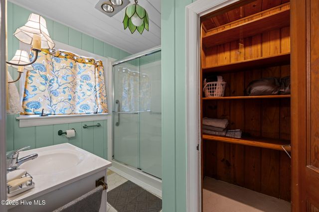 1504 Lucerne Way, New Bern, NC 28560