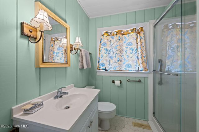 1504 Lucerne Way, New Bern, NC 28560