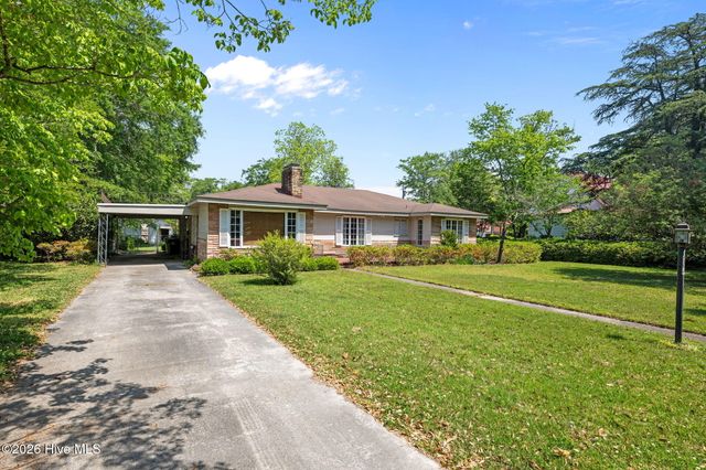 1504 Lucerne Way, New Bern, NC 28560