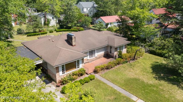 1504 Lucerne Way, New Bern, NC 28560