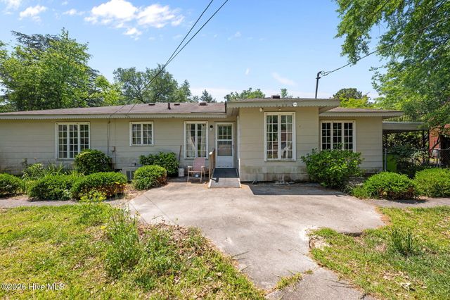 1504 Lucerne Way, New Bern, NC 28560