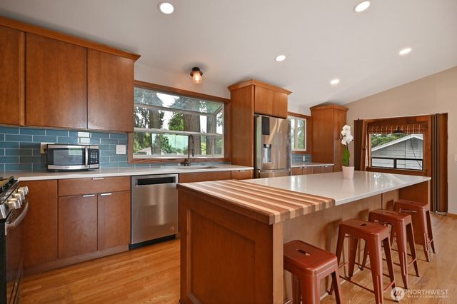 143 S 297th Place, Federal Way, WA 98003