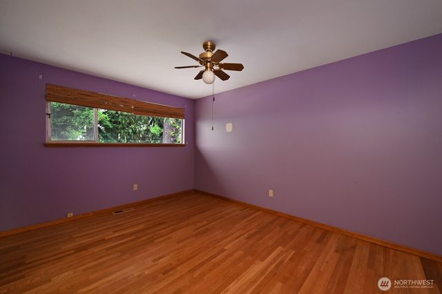 143 S 297th Place, Federal Way, WA 98003