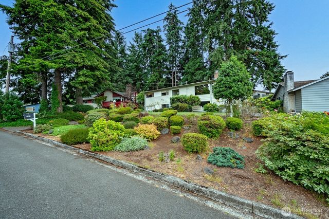 143 S 297th Place, Federal Way, WA 98003