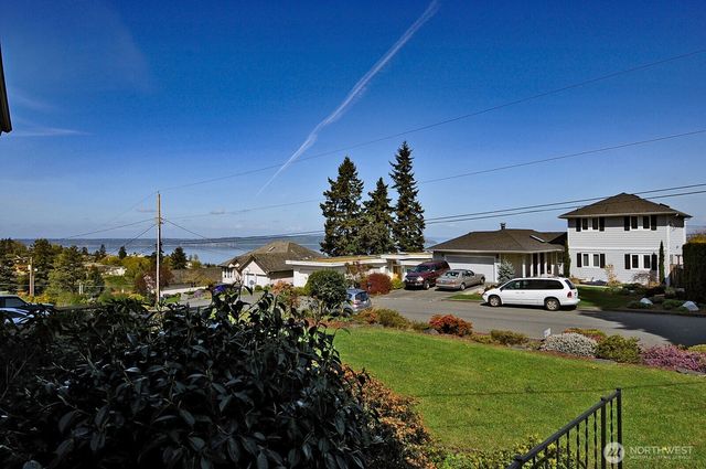 143 S 297th Place, Federal Way, WA 98003