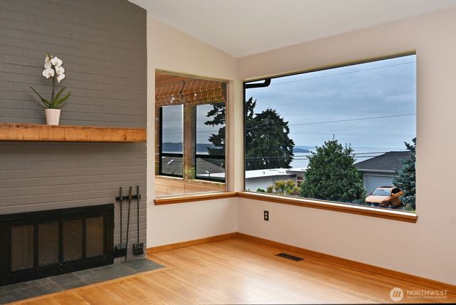 143 S 297th Place, Federal Way, WA 98003