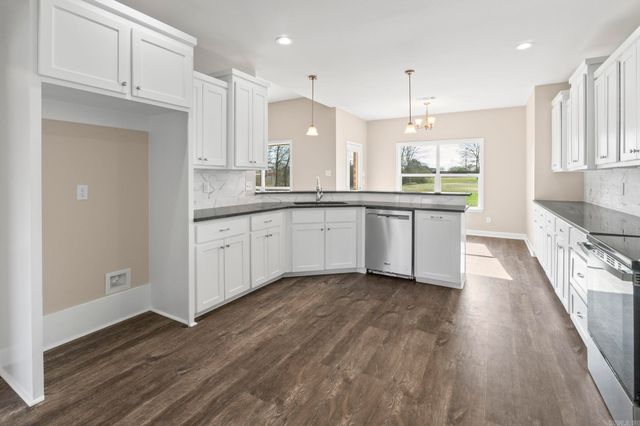 18 River Cliff Drive, Mayflower, AR 72106