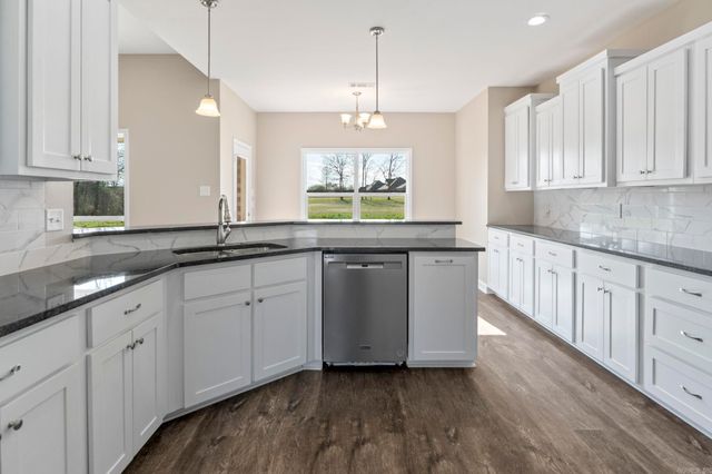 18 River Cliff Drive, Mayflower, AR 72106