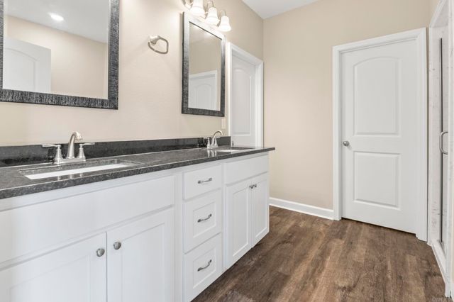 18 River Cliff Drive, Mayflower, AR 72106