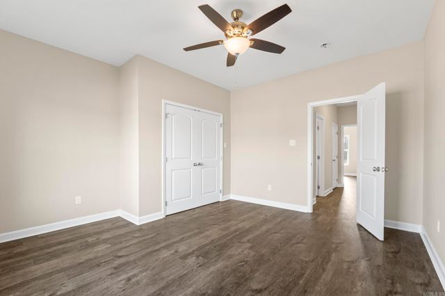 18 River Cliff Drive, Mayflower, AR 72106