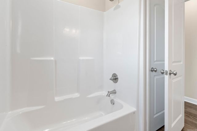 18 River Cliff Drive, Mayflower, AR 72106