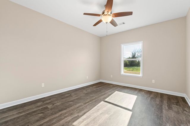 18 River Cliff Drive, Mayflower, AR 72106