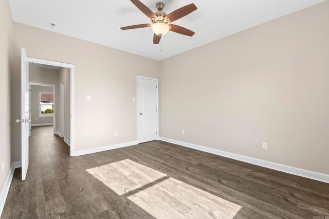 18 River Cliff Drive, Mayflower, AR 72106