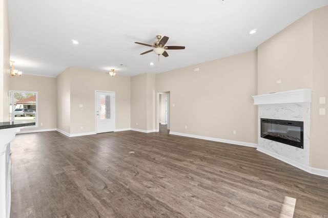 18 River Cliff Drive, Mayflower, AR 72106