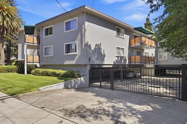 88 Claremont Avenue 8, Redwood City, CA 94062