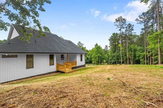 2129 Morning Star Lane, Winston-salem, NC 27107