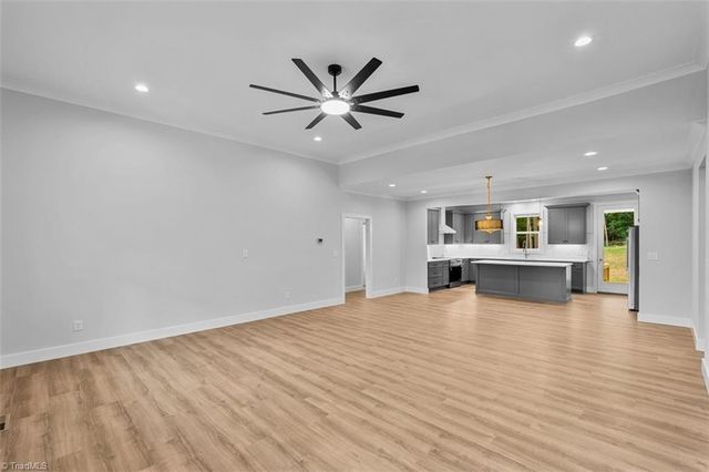 2129 Morning Star Lane, Winston-salem, NC 27107