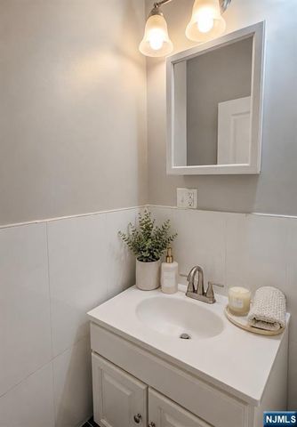 16-18 Boylan Street, Newark, NJ 07106