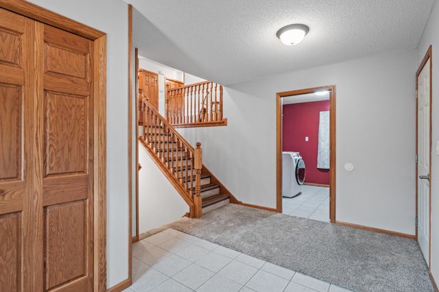 9955 Hall Avenue NE, Monticello, MN 55362