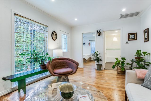 8619 Angora Street, Dallas, TX 75218