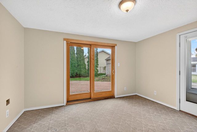 879 MARQUETTE STREET, Menasha, WI 54952