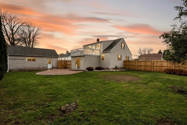 879 MARQUETTE STREET, Menasha, WI 54952