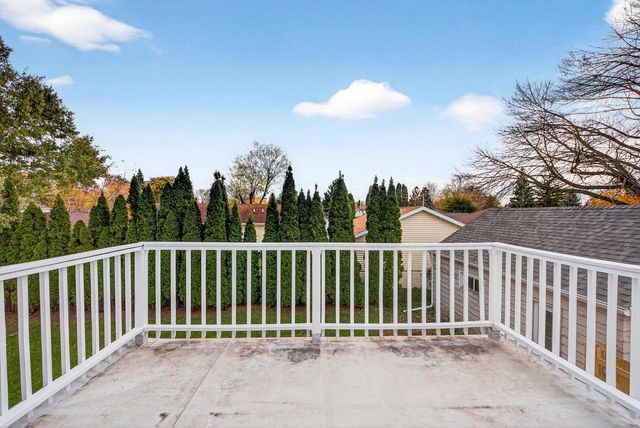 879 MARQUETTE STREET, Menasha, WI 54952